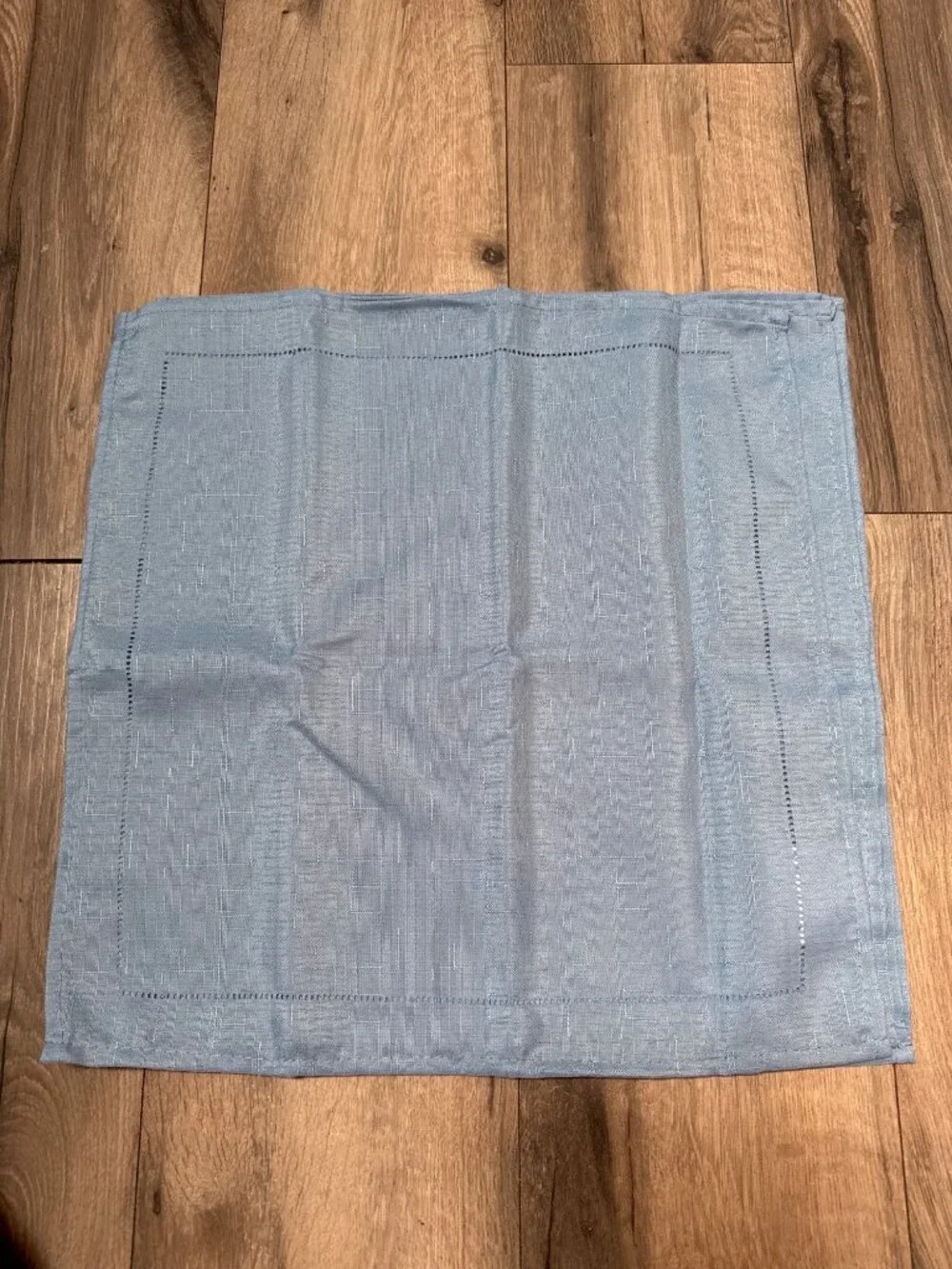Alison Hemstitch includes napkins